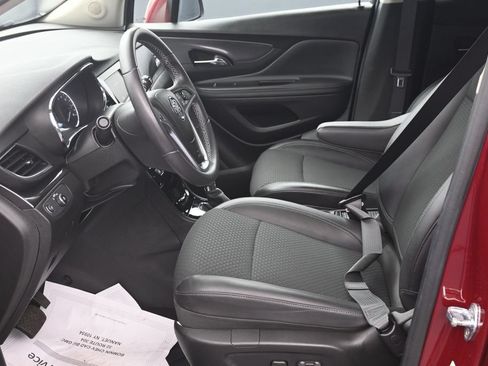 Certified 2022 Buick Encore Preferred w/ Safety Package AWD/4WD image 10