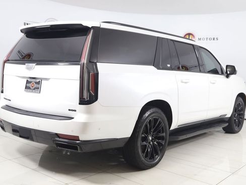 Used 2021 Cadillac Escalade ESV Sport Platinum w/ LPO, ONYX Package AWD/4WD image 3