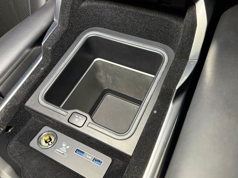 Used 2019 Land Rover Range Rover Sport HSE AWD/4WD image 19
