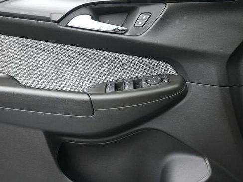 New 2026 Chevrolet TrailBlazer LT w/ Midnight Edition FWD image 24