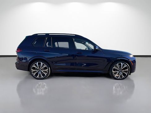 New 2026 BMW X7 xDrive40i image 2