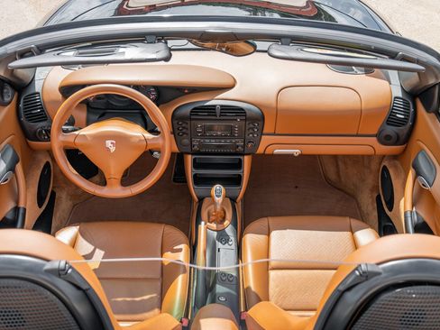 Used 2003 Porsche Boxster RWD image 22