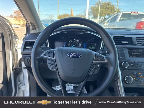 Used 2017 Ford Fusion S image 15