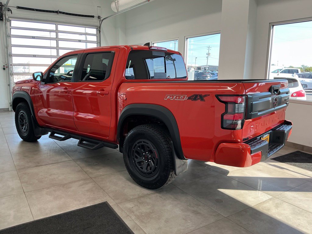 Used 2025 Nissan Frontier PRO-4X w/ Interior Protection Package AWD/4WD image 5