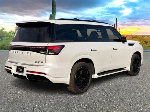 New 2026 INFINITI QX80 SPORT image 4