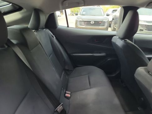 Used 2024 Toyota Prius LE FWD image 30