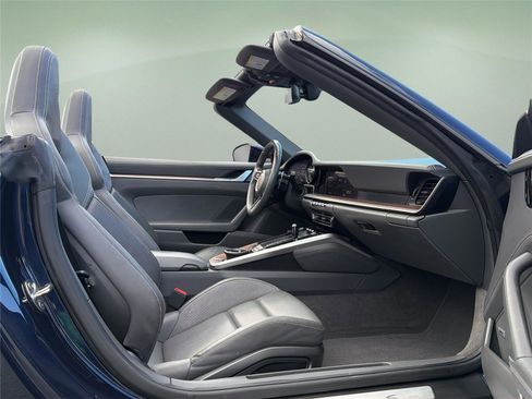 Used 2020 Porsche 911 Carrera S image 19