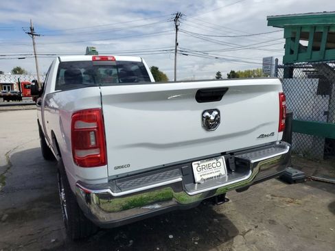 New 2024 RAM 2500 Tradesman w/ Chrome Appearance Group AWD/4WD image 19