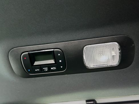 Used 2025 Honda Odyssey Sport-L image 27