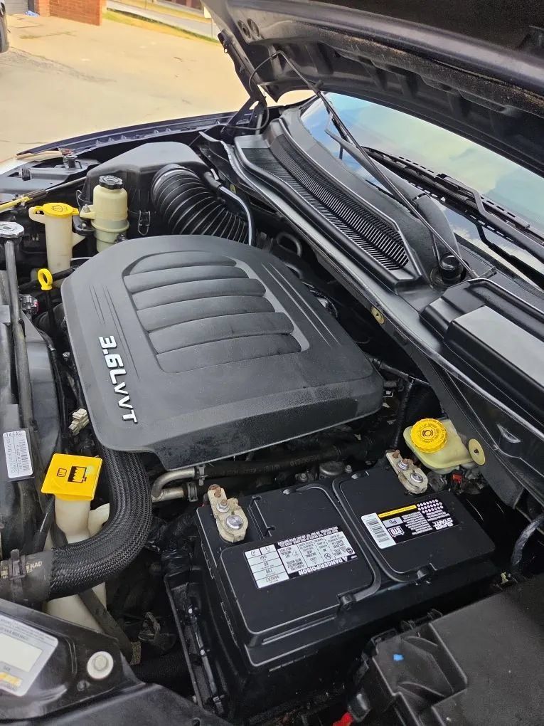 Used 2012 Dodge Grand Caravan SE FWD image 29