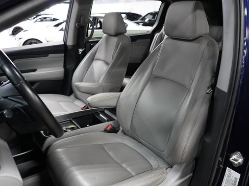 Used 2021 Honda Odyssey EX-L image 11