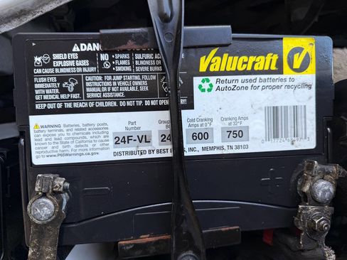 Used 2011 Toyota Camry SE w/ SE Extra-Value Pkg #1 FWD image 22
