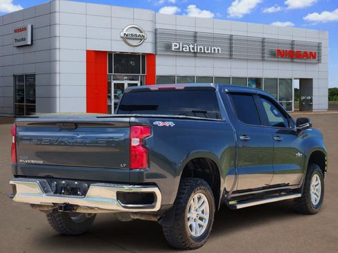 Used 2021 Chevrolet Silverado 1500 LT AWD/4WD image 4