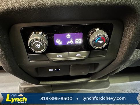 New 2026 Chevrolet Traverse Z71 w/ Driver Confidence Package AWD/4WD image 19