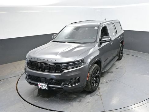 Used 2024 Jeep Wagoneer Series II AWD/4WD image 48