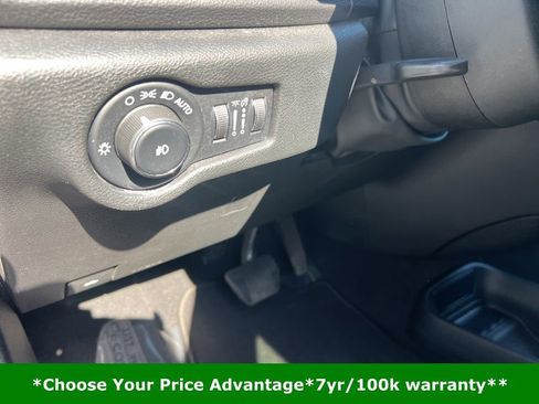 Certified 2022 Chrysler Pacifica Touring-L w/ S Appearance Package image 54