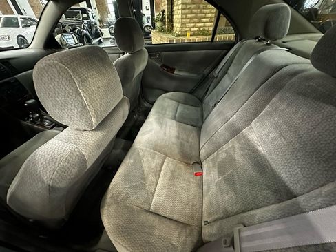 Used 2003 Toyota Corolla CE FWD image 12