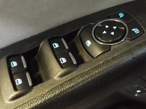 Used 2018 Ford Fusion S image 27