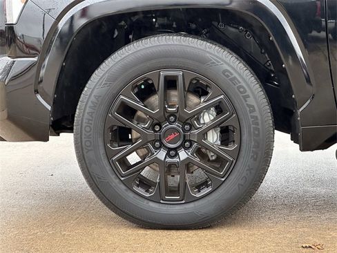 Used 2024 Toyota Tundra SR5 image 9