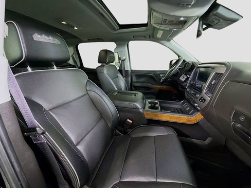 Used 2017 Chevrolet Silverado 1500 High Country RWD image 31