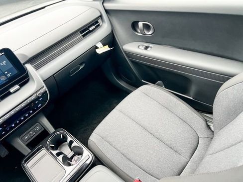 New 2026 Hyundai Ioniq 5 SE image 13