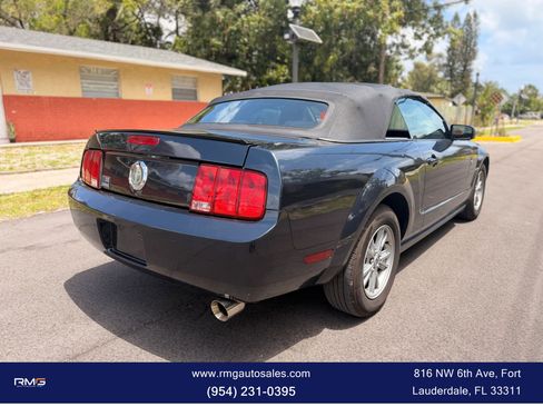 Used 2007 Ford Mustang Premium image 6