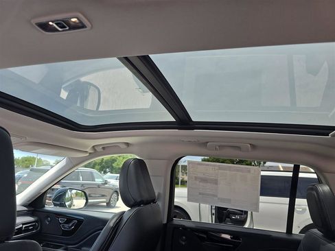 New 2025 Lincoln Aviator 2WD w/ Equipment Group 101A image 30