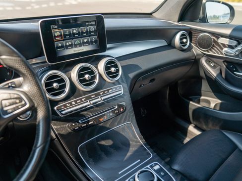 Used 2018 Mercedes-Benz GLC 300 4MATIC image 14