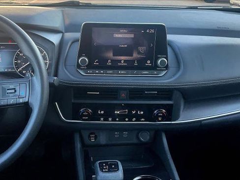 Certified 2024 Nissan Rogue SV image 6