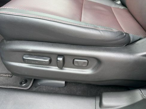 Used 2025 Honda Ridgeline Black Edition image 24