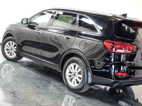 Used 2019 Kia Sorento FWD w/ Option Group 020 image 11