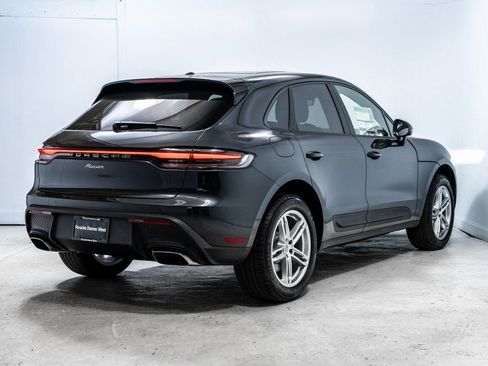 New 2026 Porsche Macan AWD/4WD image 7