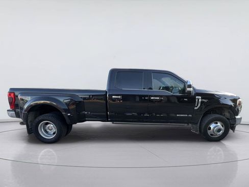 Used 2022 Ford F350 King Ranch w/ King Ranch Ultimate Package AWD/4WD image 2