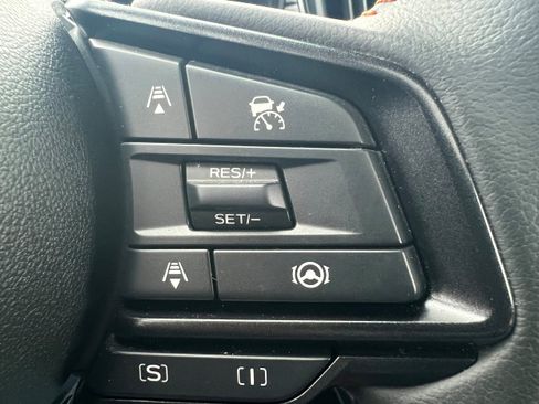 Certified 2024 Subaru Crosstrek 2.5i Limited image 23