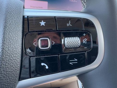 Used 2026 Genesis GV70 2.5T Select image 14