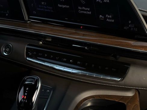 Used 2023 Cadillac Escalade Sport Platinum w/ LPO, ONYX Package image 42