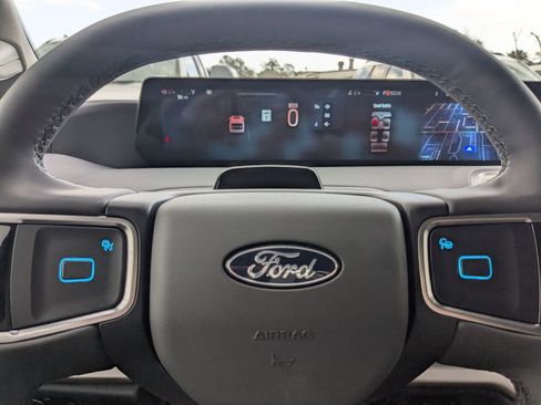 New 2025 Ford Expedition Max Active image 31