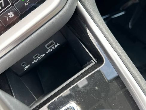 Certified 2024 Subaru Outback Premium AWD/4WD image 13