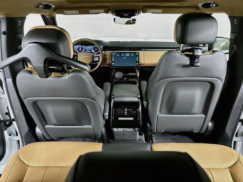 New 2026 Land Rover Range Rover Sport Dynamic SE AWD/4WD image 23
