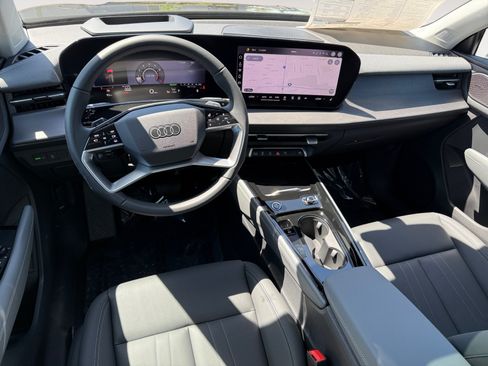 New 2026 Audi Q3 quattro 2.0T AWD/4WD image 15