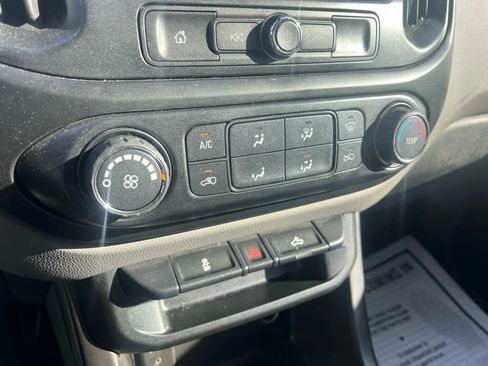 Used 2018 Chevrolet Colorado W/T w/ WT Convenience Package image 14