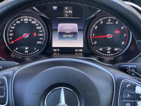 Used 2016 Mercedes-Benz C 300 4MATIC Sedan image 9