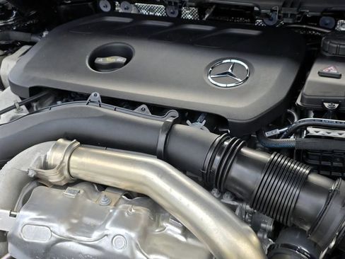 Used 2025 Mercedes-Benz GLA 250 image 11