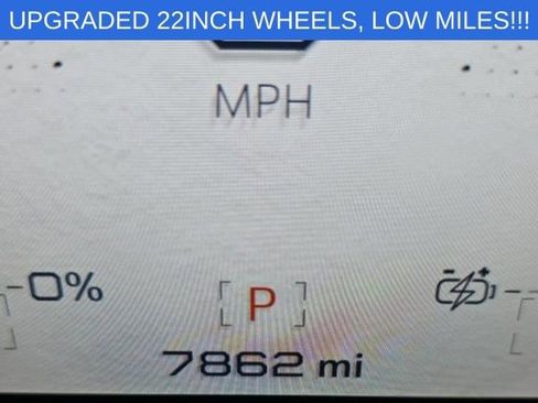 Used 2024 GMC Hummer EV 3X w/ LPO, Illumination Package AWD/4WD image 10