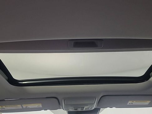 Certified 2022 Honda CR-V EX image 22