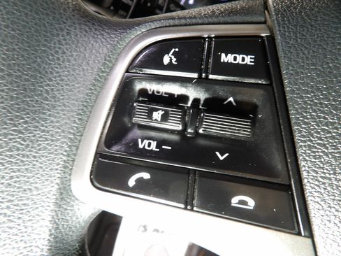 Used 2022 Hyundai Accent SEL FWD image 18