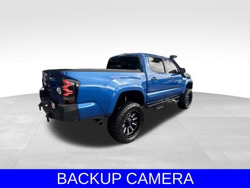 Used 2018 Toyota Tacoma SR5 image 4