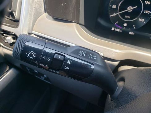 Certified 2023 Kia Sorento SX AWD/4WD image 31