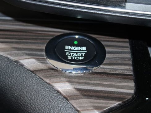 Used 2021 Ford Explorer Limited w/ Equipment Group 301A image 29