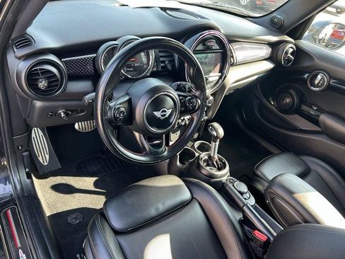 Used 2018 MINI Cooper S FWD image 6